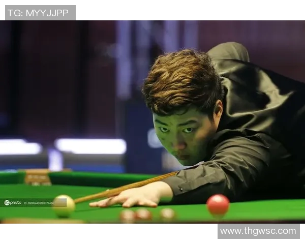 颜丙涛与希金斯在大师赛中的精彩对决引发热议与关注