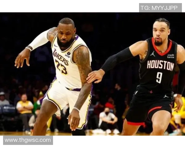 开拓者与鹈鹕激战正酣2月12日精彩对决引发球迷热议