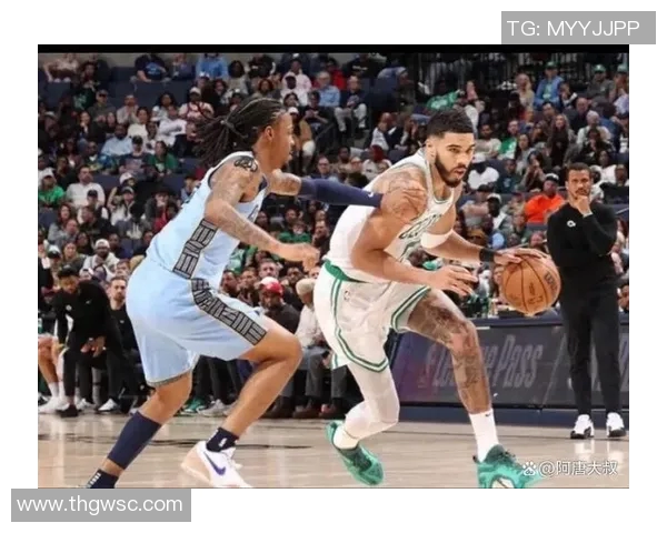 骑士与灰熊激战三月二十六日球迷期待精彩对决与惊喜表现