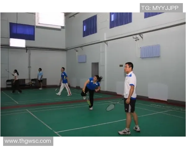 从零起步打造羽毛球团队协作的全方位指南与实战技巧分享